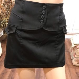 GORGEOUS GUESS JEANS SKIRT / MINT CONDITION